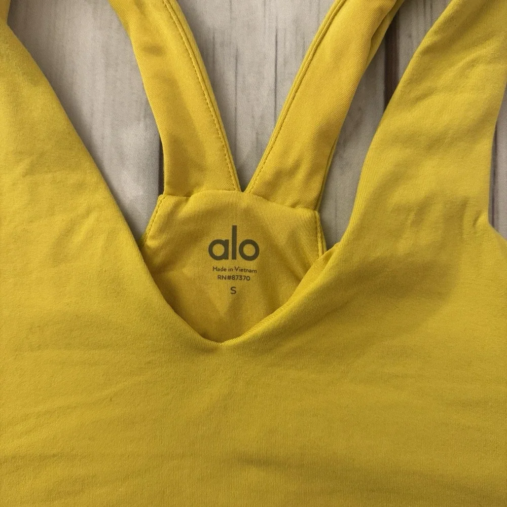 Alo Real Bra Tank Golden Yellow Size‎ Small Women's Workout Activewear Yoga